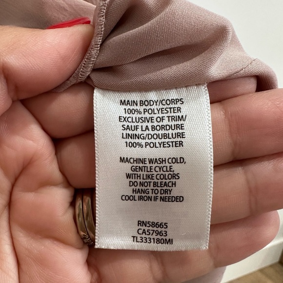 Leith Sleeveless Dress in Mauve - Picture 5 of 5